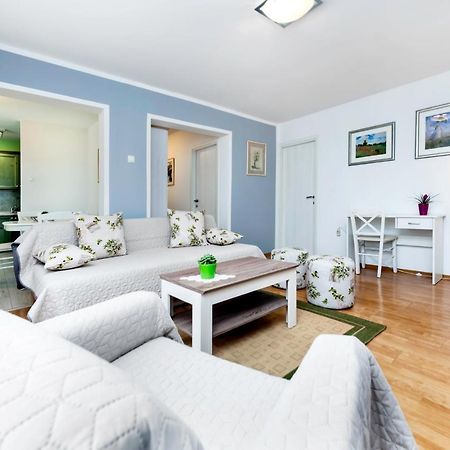 Apartman Oly Ровинь Экстерьер фото