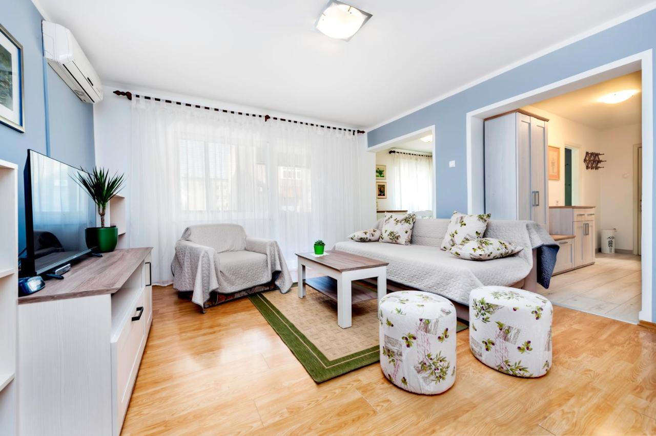 Apartman Oly Ровинь Экстерьер фото